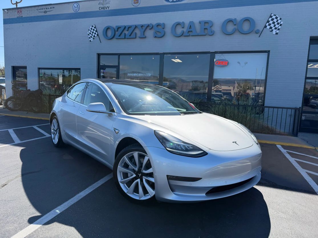 tesla model 3 2018 5YJ3E1EA6JF036915 image tesla model 3 2018 5YJ3E1EA6JF036915 image